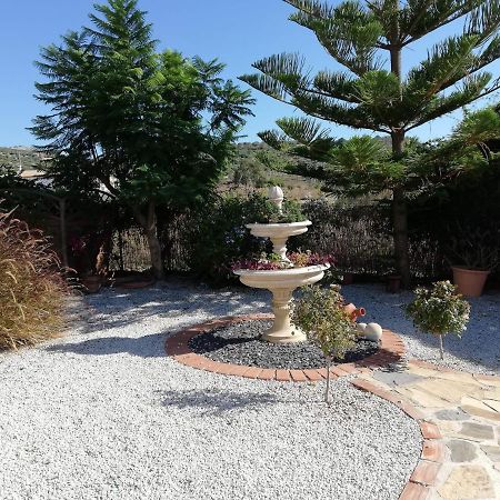 Villa Casa Las Fresas Alcaucín Екстериор снимка