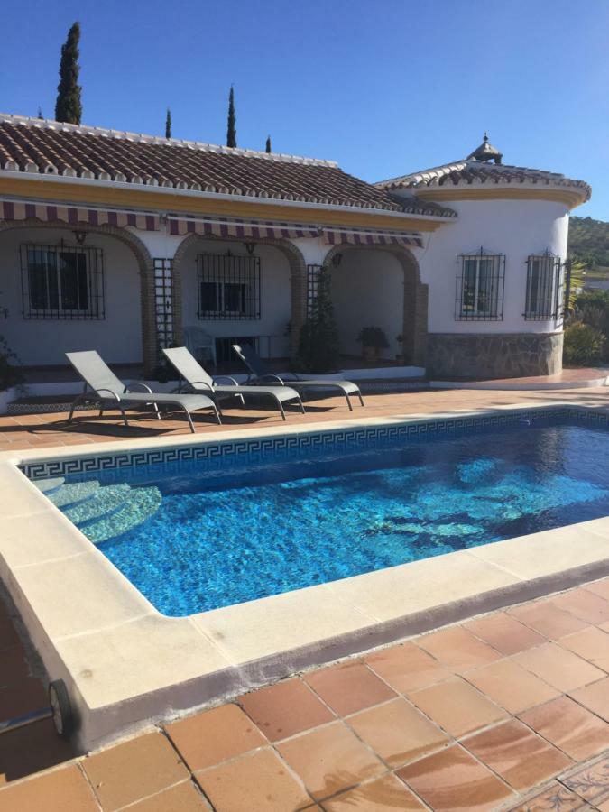 Villa Casa Las Fresas Alcaucín Екстериор снимка
