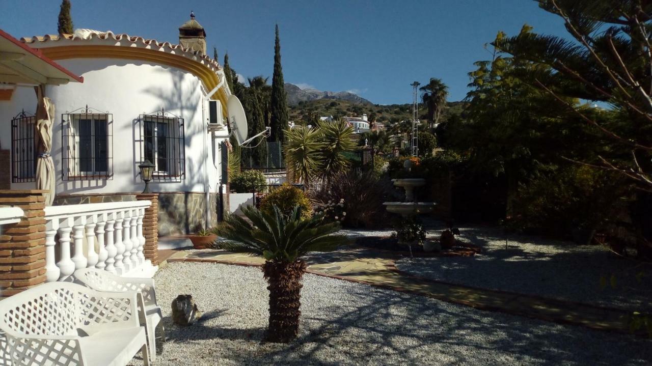 Villa Casa Las Fresas Alcaucín Екстериор снимка