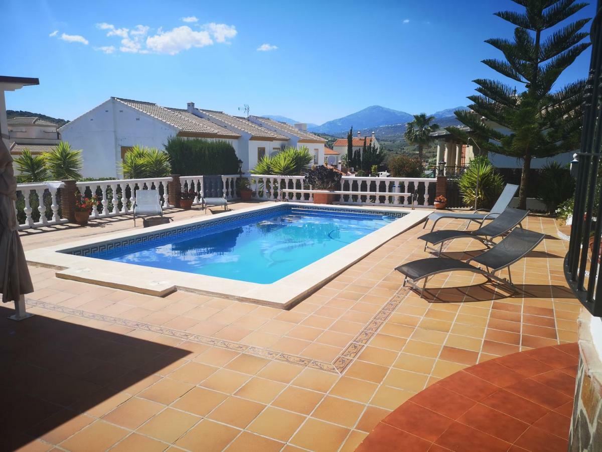 Villa Casa Las Fresas Alcaucín Екстериор снимка