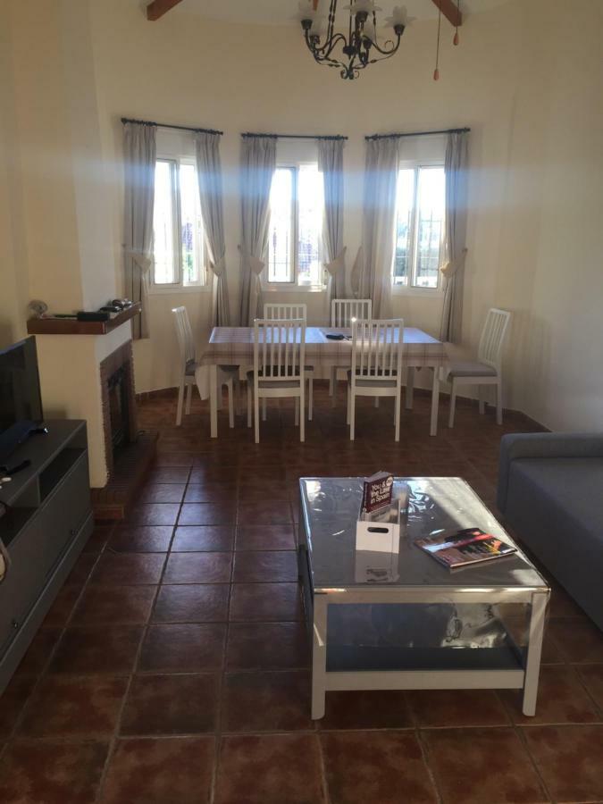 Villa Casa Las Fresas Alcaucín Екстериор снимка