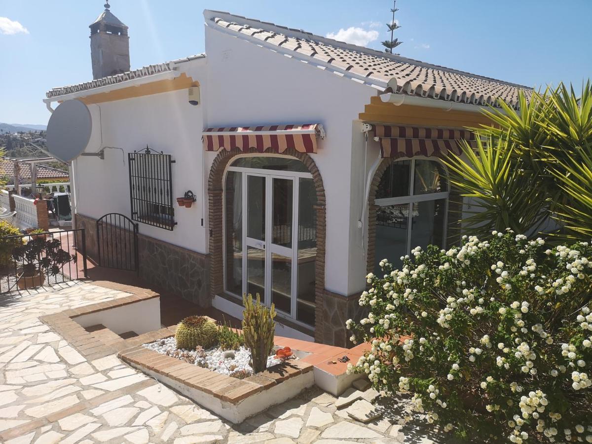 Villa Casa Las Fresas Alcaucín Екстериор снимка